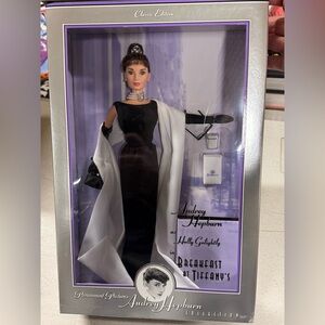Audrey Hepburn 'Breakfast at Tiffany's' Collector Doll - Black & White